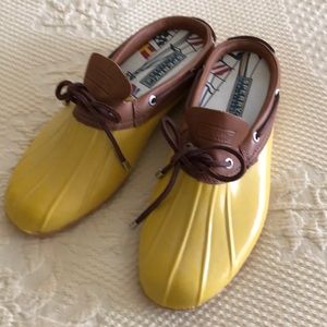 Sperry top-sider  Yellow and tan slip on rubber shoes size 9